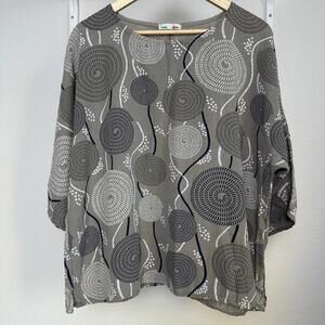 L/XL 3/4 Sleeve 100% Cotton Blouse, Made in Italy - Grey / White / Navy Blue